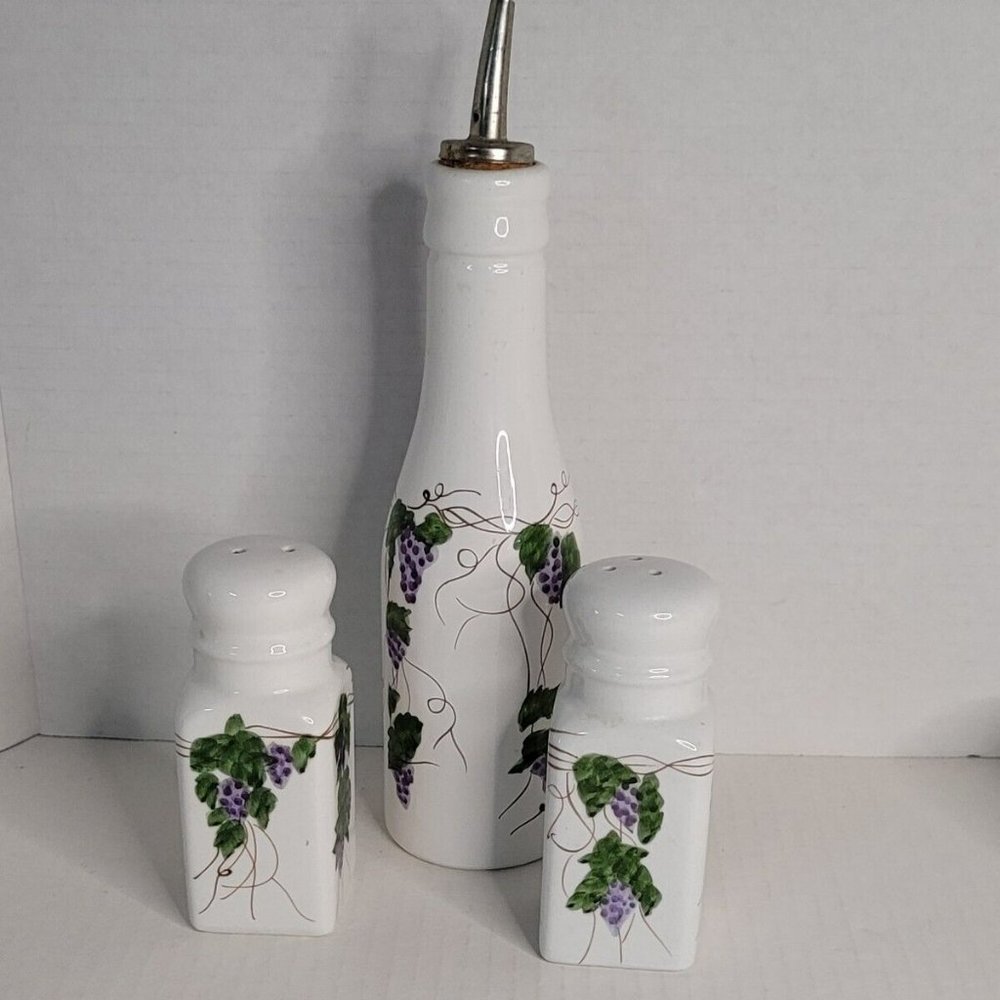 Vtg Hand Painted Grape Design Ceramic Oil Dispenser Wth Spout plus Salt & Pepper